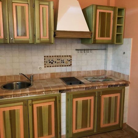 Sa Corti Antiga Apartment SantʼAntìoco المظهر الخارجي الصورة